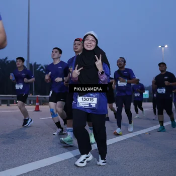 Runner Photo 7330228