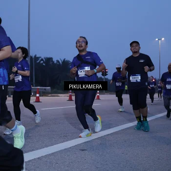 Runner Photo 7330287