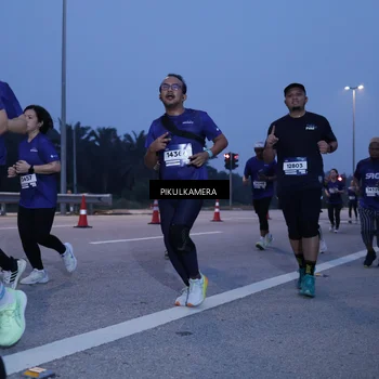 Runner Photo 7330308