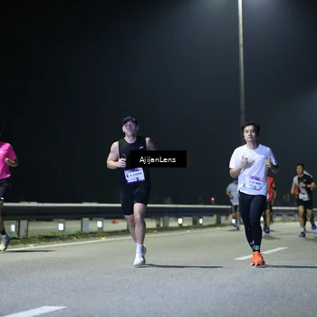 Runner Photo 7330330