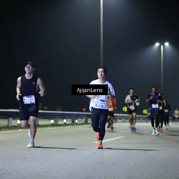 Runner Photo 7330334