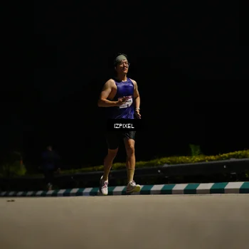 Runner Photo 7330355