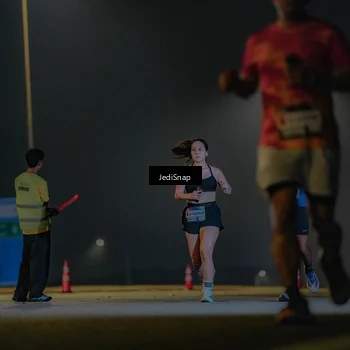 Runner Photo 7330408
