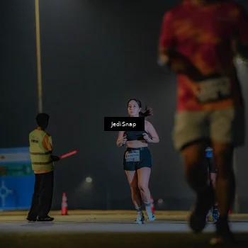 Runner Photo 7330414