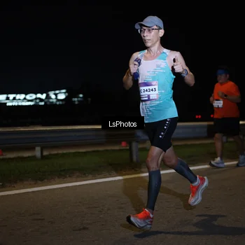 Runner Photo 7330447
