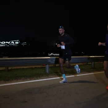 Runner Photo 7330471