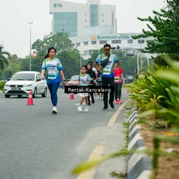 Runner Photo 7330472