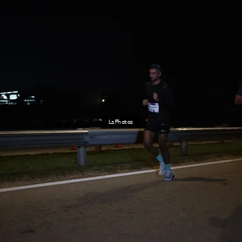 Runner Photo 7330480