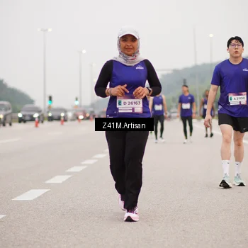 Runner Photo 7330504