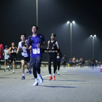 Runner Photo 7330507