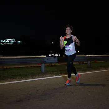 Runner Photo 7330510