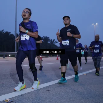 Runner Photo 7330511