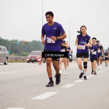 Runner Photo 7330515