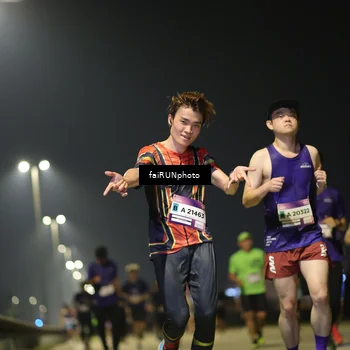 Runner Photo 7330534