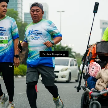 Runner Photo 7330536