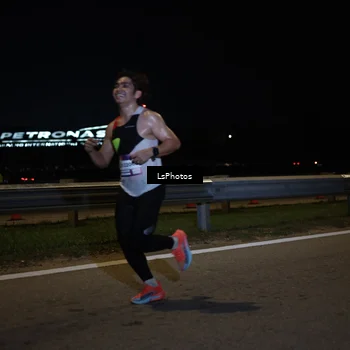 Runner Photo 7330549
