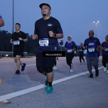 Runner Photo 7330563