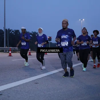 Runner Photo 7330572