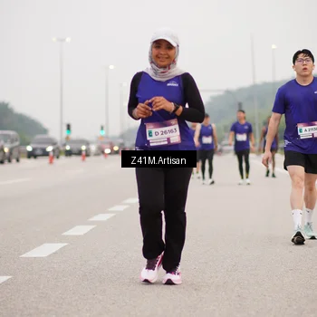 Runner Photo 7330624