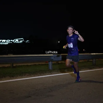 Runner Photo 7330627