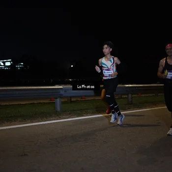 Runner Photo 7330644