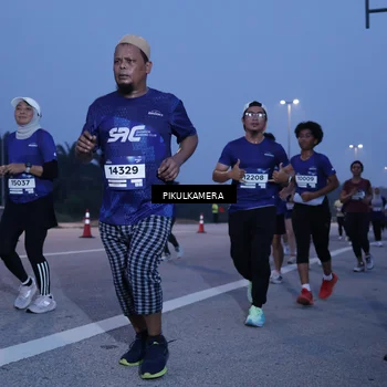 Runner Photo 7330661