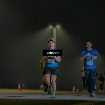 Runner Photo 7330669