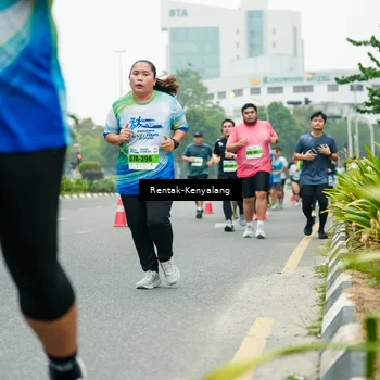 Runner Photo 7330691