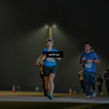 Runner Photo 7330698