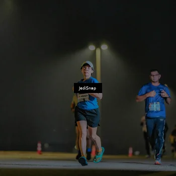 Runner Photo 7330699