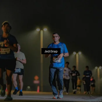 Runner Photo 7330705