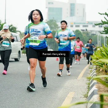 Runner Photo 7330707