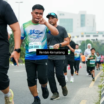 Runner Photo 7330740
