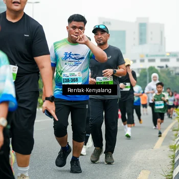 Runner Photo 7330747