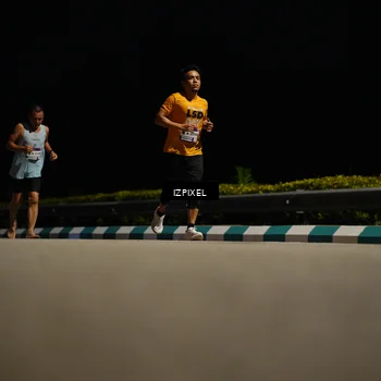 Runner Photo 7330754