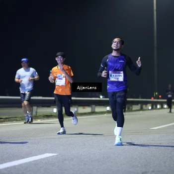 Runner Photo 7330798