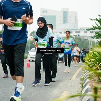 Runner Photo 7330800