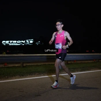 Runner Photo 7330804