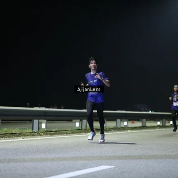 Runner Photo 7330830