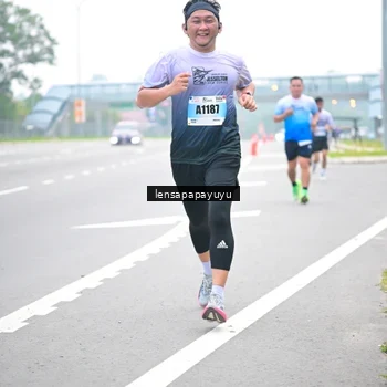 Runner Photo 7330845