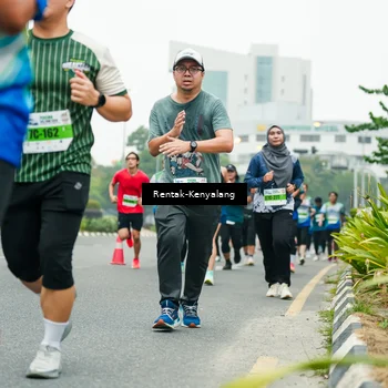 Runner Photo 7330858