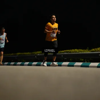 Runner Photo 7330865