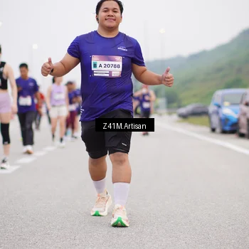 Runner Photo 7330880
