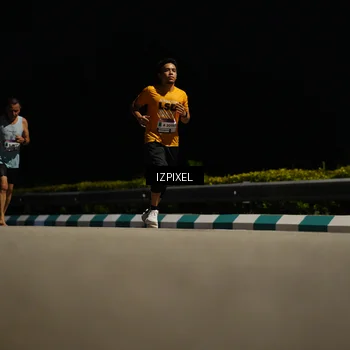 Runner Photo 7330881