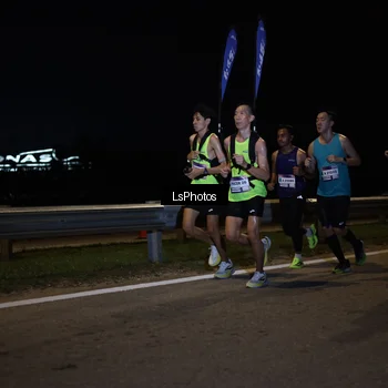 Runner Photo 7330883