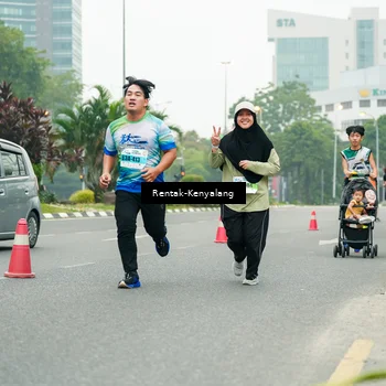 Runner Photo 7330911
