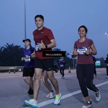 Runner Photo 7330919