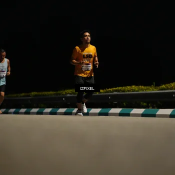 Runner Photo 7330937