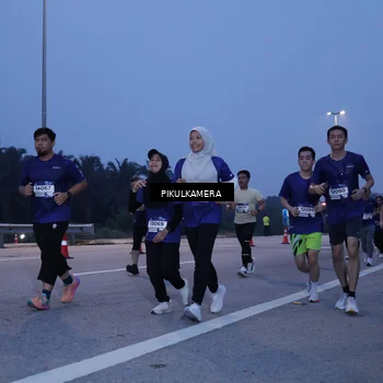 Runner Photo 7330947