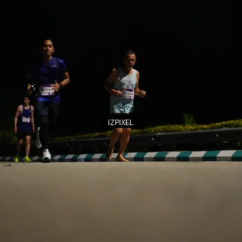 Runner Photo 7331030